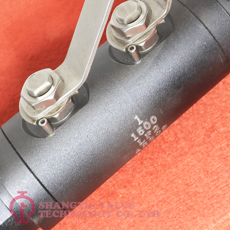 DOUBLE BLOCK AND BLEED FORGED STEEL BALL VALVE_(7924)