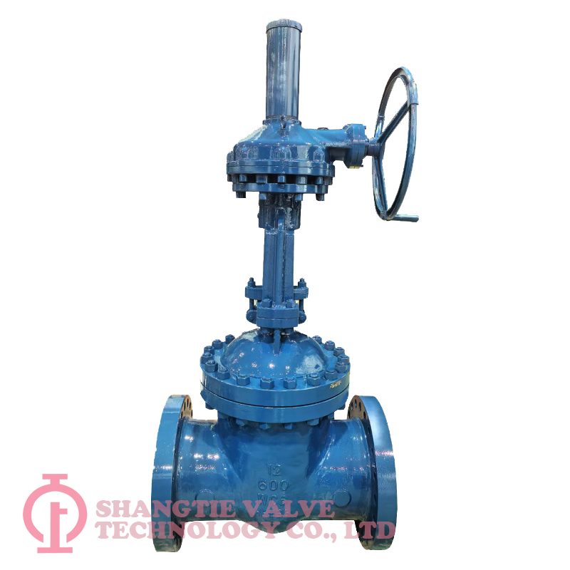 Bevel-Gear-600LBI-12inch-Alloy-Steel-WC6-Flange-API 600-Gate-Valve_(4790)