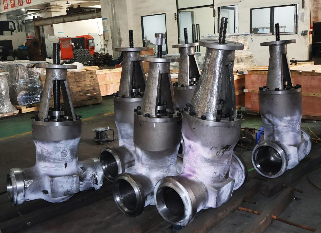 What Is a Pressure Sealed Gate Valve?