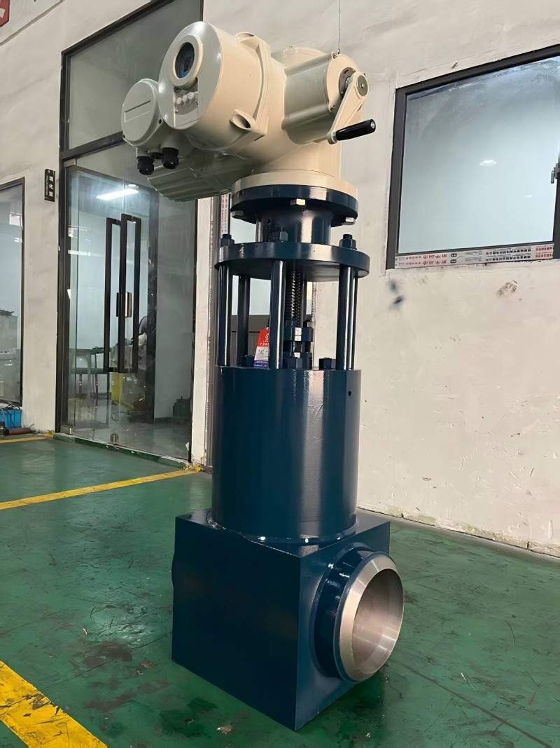 2500lb-ultra-high-pressure-forged-steam-gate-valve