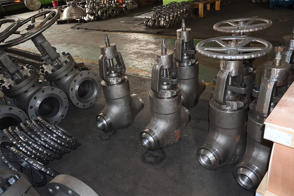 Pressure Sealed Valves